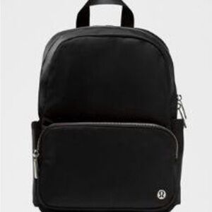 NWOT Lululemon Everywhere Black Backpack 11.5L with Gold Zippers discontinued